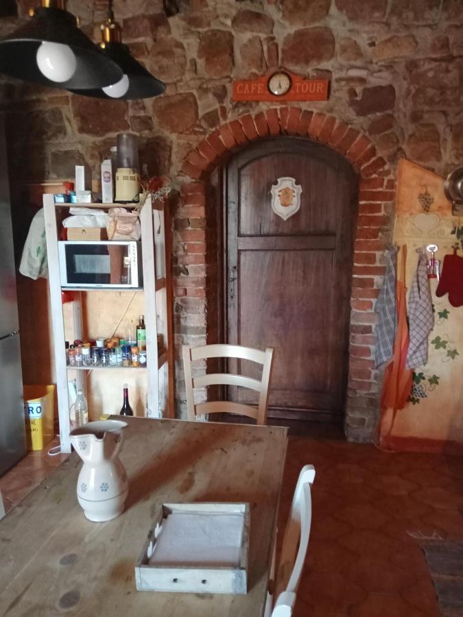 Morelli House Pensionat Montalbo Eksteriør billede