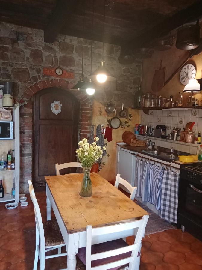 Morelli House Pensionat Montalbo Eksteriør billede